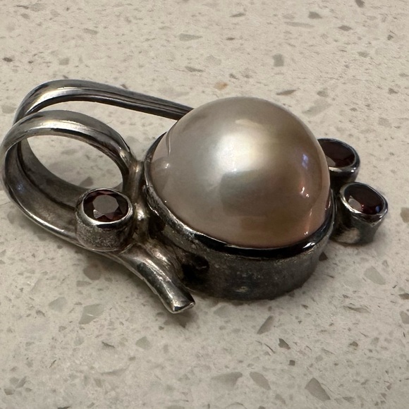 Silver and Red Gemstone Pendant Necklace - Picture 2 of 2